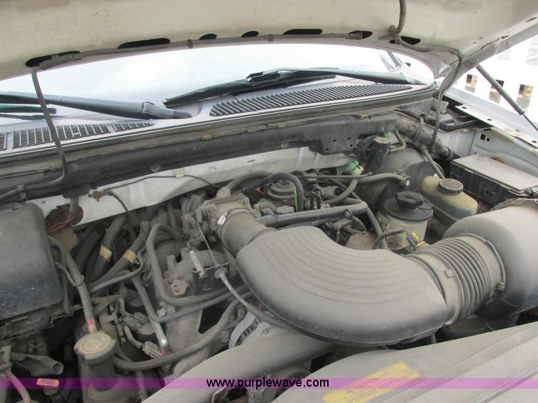 image for item E7234 1999 Ford F150 XL pickup truck