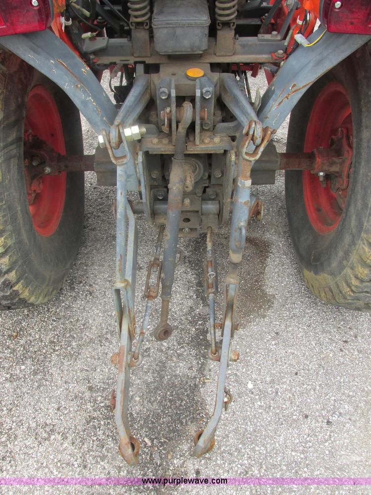 image for item E7237 Kubota B7610 MFWD tractor