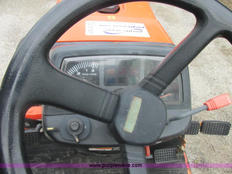 image for item E7237 Kubota B7610 MFWD tractor