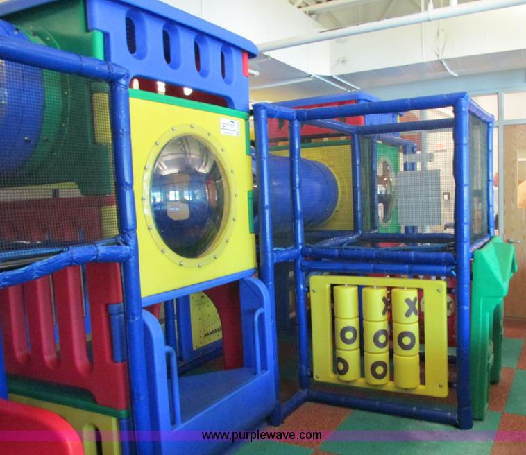 image for item E7240 Indoor playground equipment