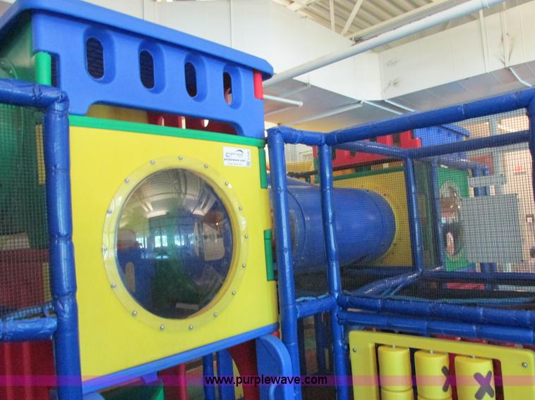 image for item E7240 Indoor playground equipment