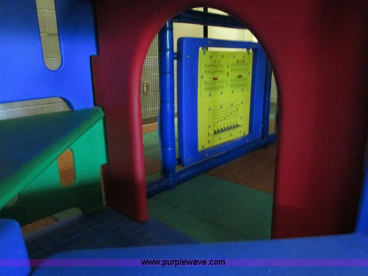 image for item E7240 Indoor playground equipment
