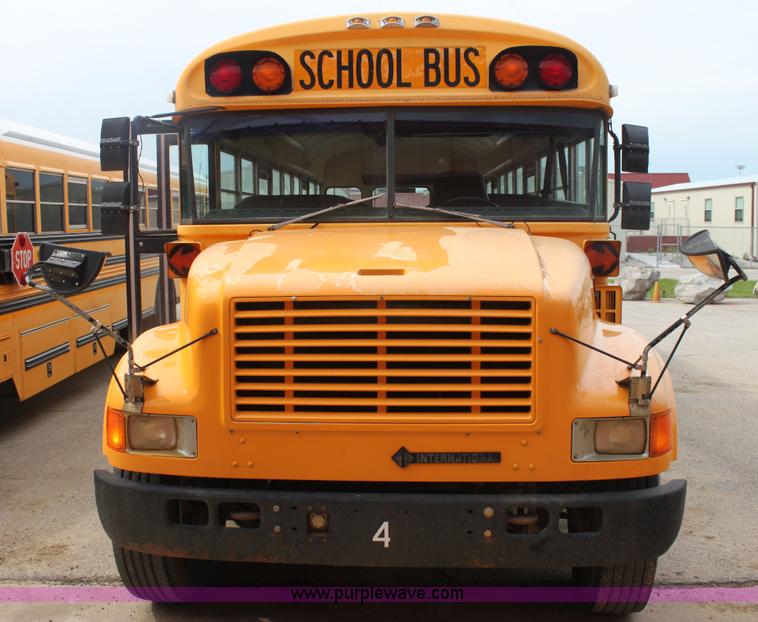 image for item E8489 1996 International 3800 Blue Bird school bus