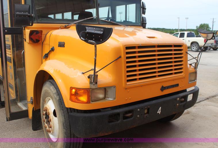 image for item E8489 1996 International 3800 Blue Bird school bus