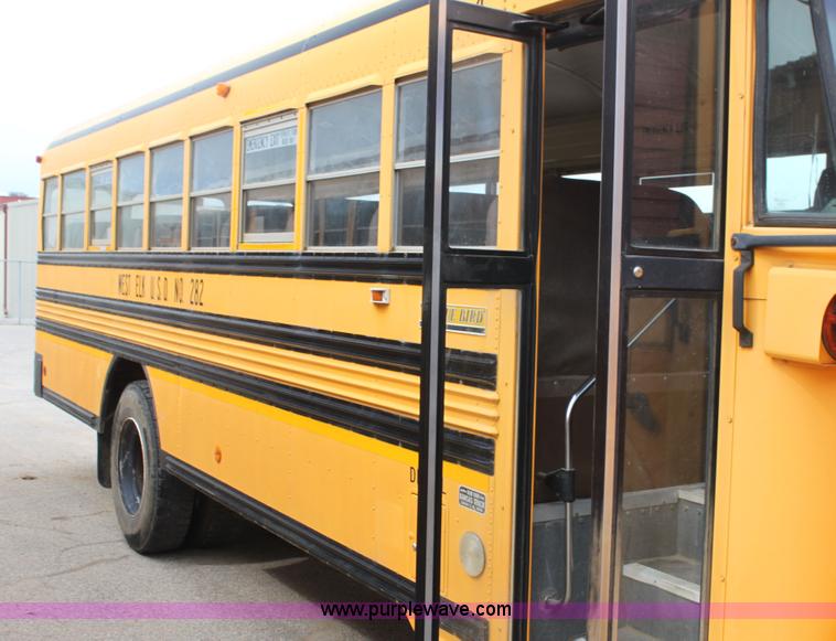 image for item E8489 1996 International 3800 Blue Bird school bus