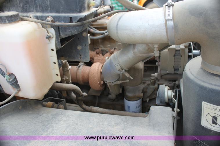 image for item E8490 2001 Freightliner FS65 Thomas Built school bus