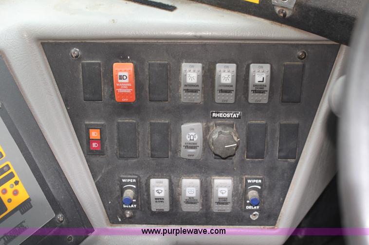 image for item E8490 2001 Freightliner FS65 Thomas Built school bus