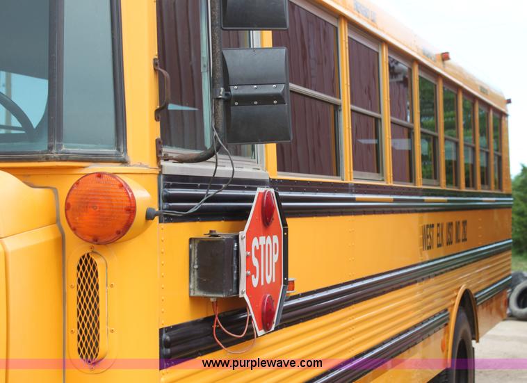 image for item E8490 2001 Freightliner FS65 Thomas Built school bus