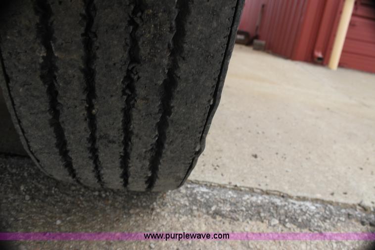 image for item E8490 2001 Freightliner FS65 Thomas Built school bus