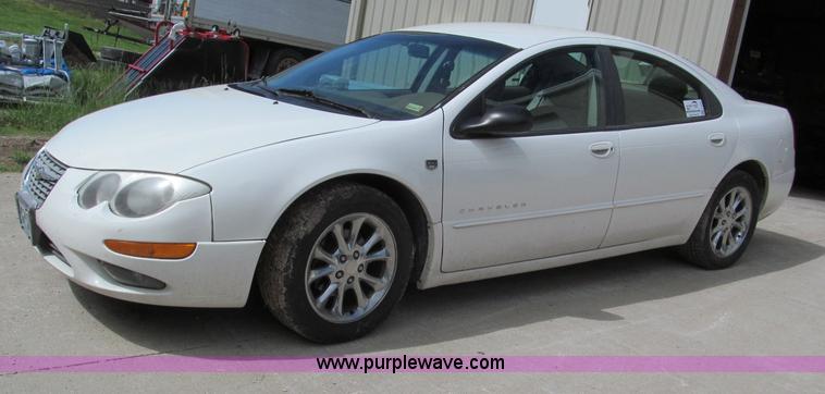 image for item F5066 1999 Chrysler 300M