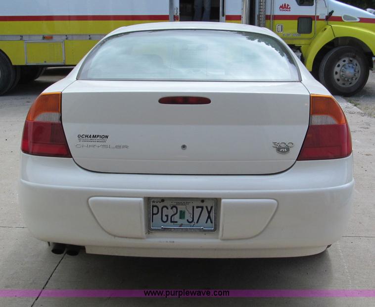 image for item F5066 1999 Chrysler 300M