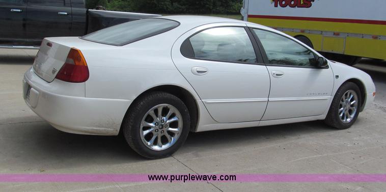 image for item F5066 1999 Chrysler 300M