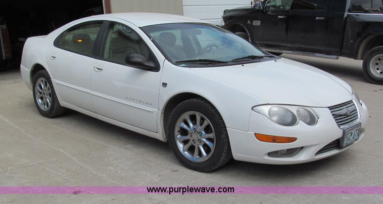 image for item F5066 1999 Chrysler 300M
