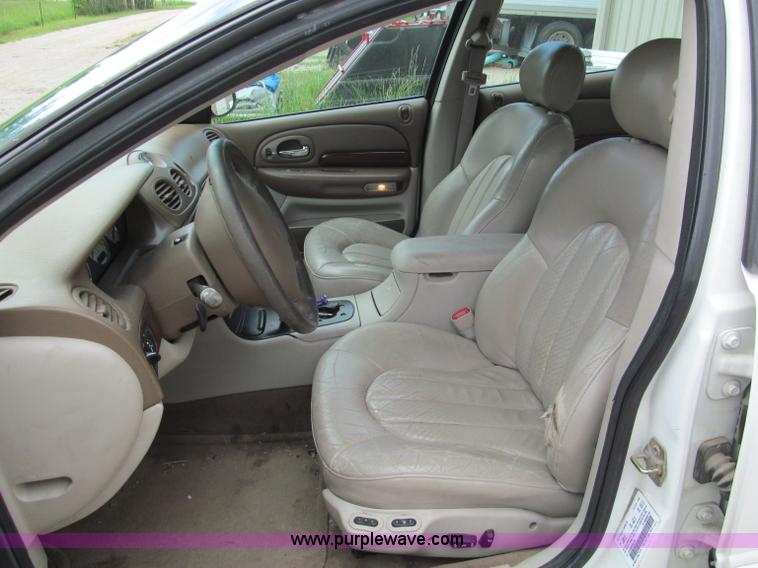 image for item F5066 1999 Chrysler 300M