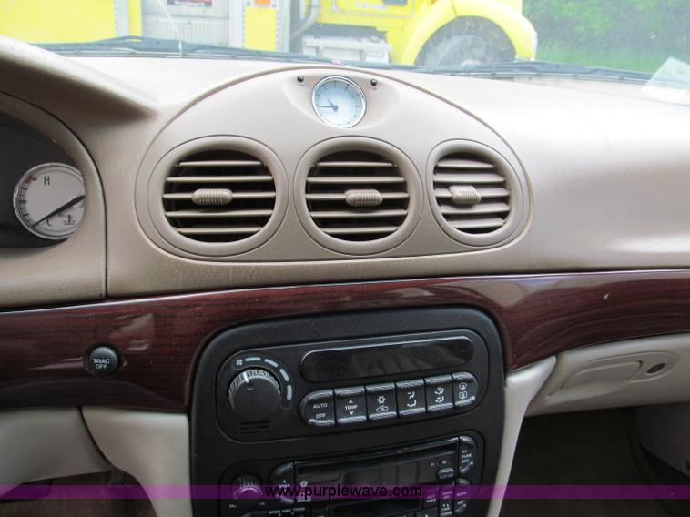 image for item F5066 1999 Chrysler 300M