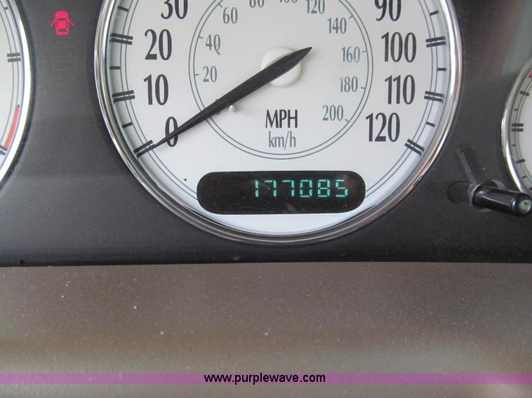 image for item F5066 1999 Chrysler 300M