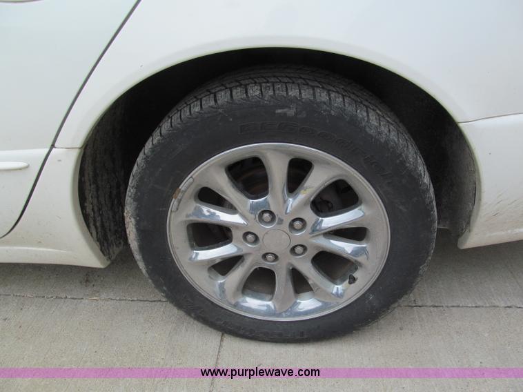 image for item F5066 1999 Chrysler 300M