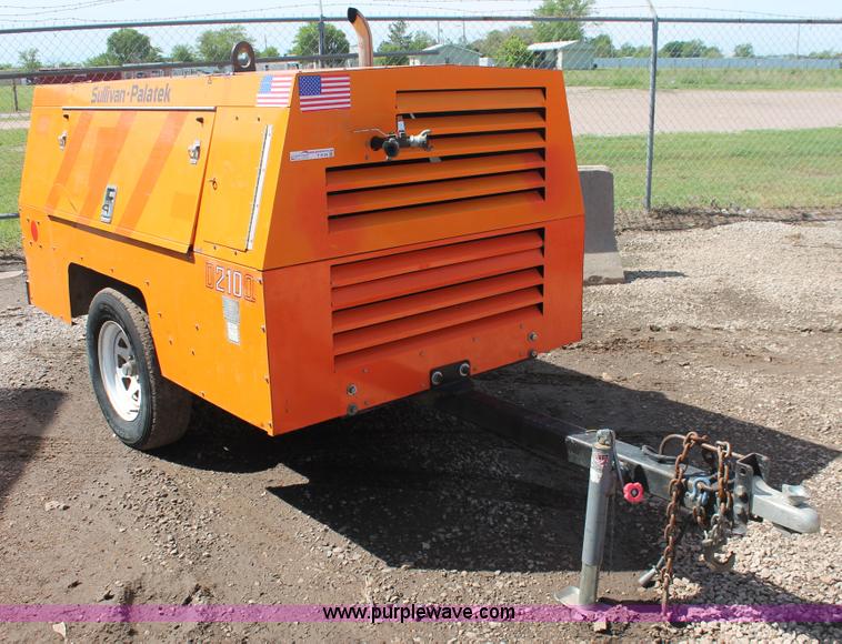 image for item F9128 2007 Sullivan-palatek D210 air compressor