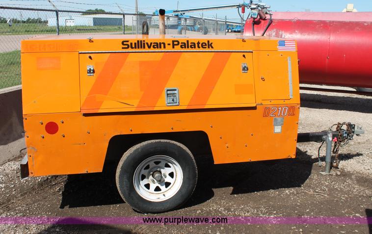 image for item F9128 2007 Sullivan-palatek D210 air compressor
