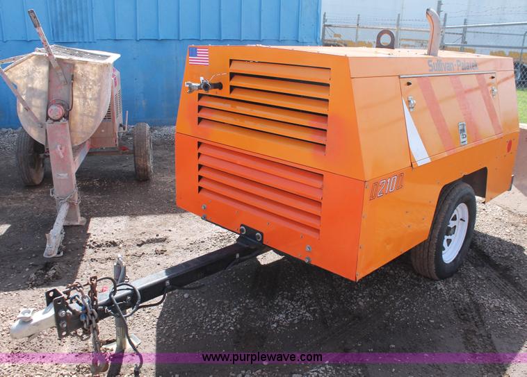 image for item F9128 2007 Sullivan-palatek D210 air compressor