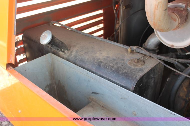 image for item F9128 2007 Sullivan-palatek D210 air compressor