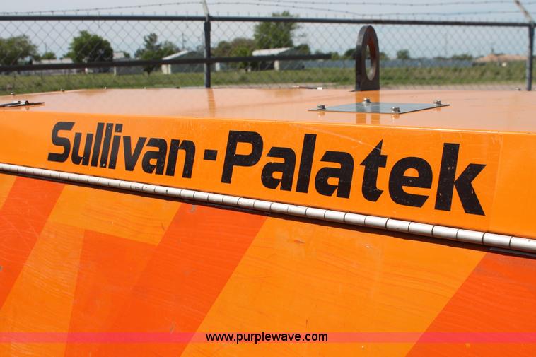 image for item F9128 2007 Sullivan-palatek D210 air compressor