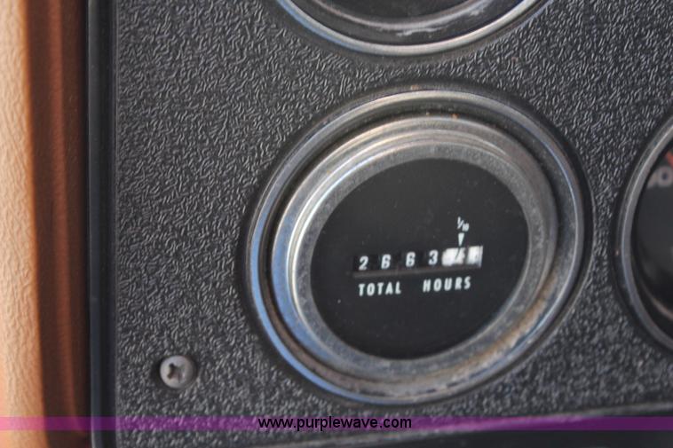 image for item G5240 1990 Chevrolet Suburban V1500 SUV