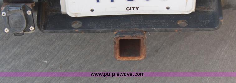 image for item G5240 1990 Chevrolet Suburban V1500 SUV