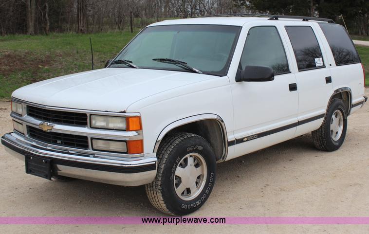 image for item G5347 1996 Chevrolet Tahoe SUV