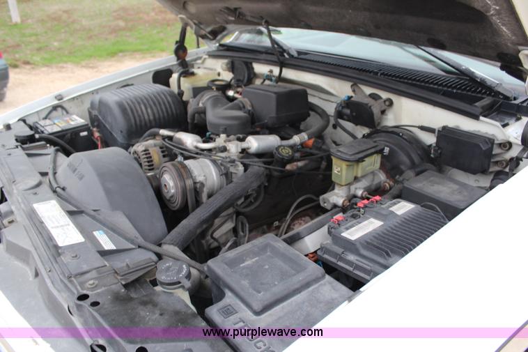 image for item G5347 1996 Chevrolet Tahoe SUV