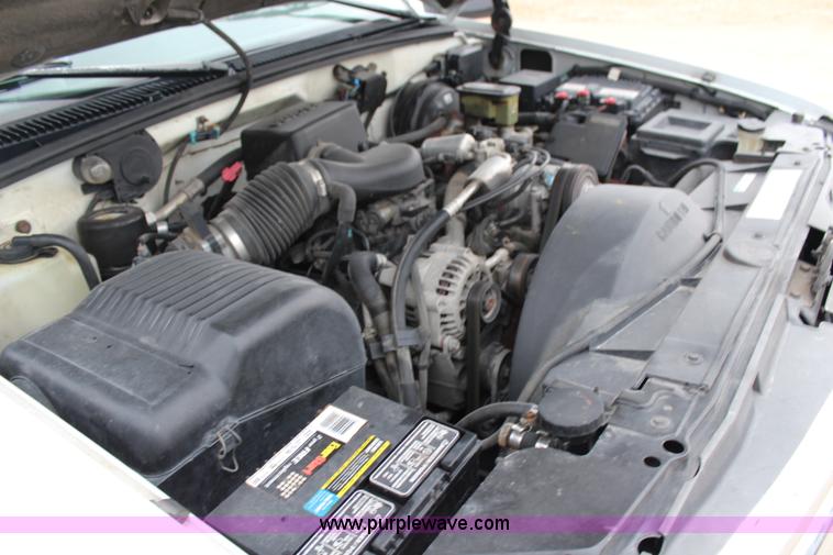 image for item G5347 1996 Chevrolet Tahoe SUV