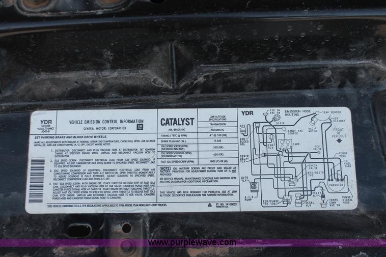 image for item H3504 1986 GMC Sierra Classic 1500 pickup truck