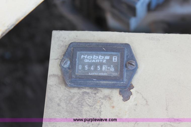 image for item H3553 2001 JLG 2646E2 scissor lift