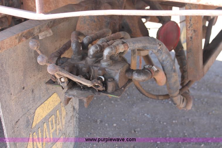 image for item H3574 1981 Chevrolet Kodiak D6500 rollback truck