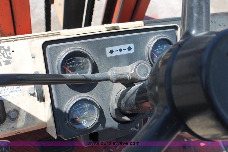 image for item H3595 Nissan 4000 forklift