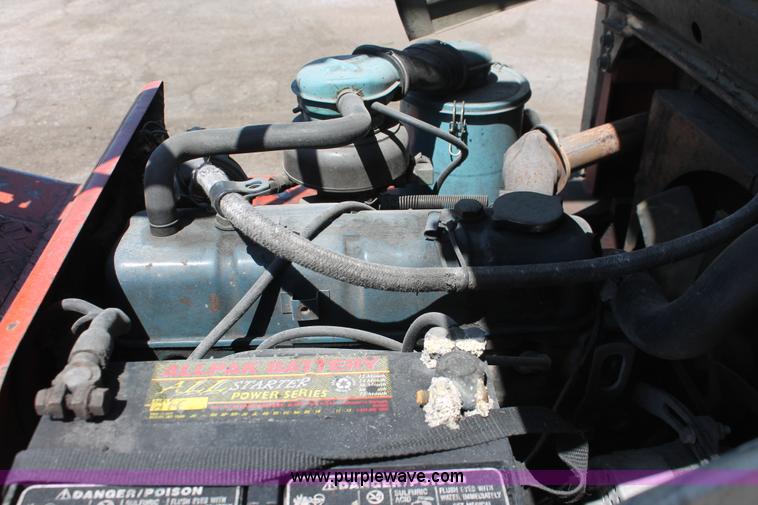 image for item H3595 Nissan 4000 forklift