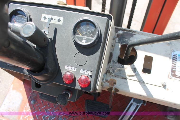 image for item H3596 Nissan Datsun 4000 forklift