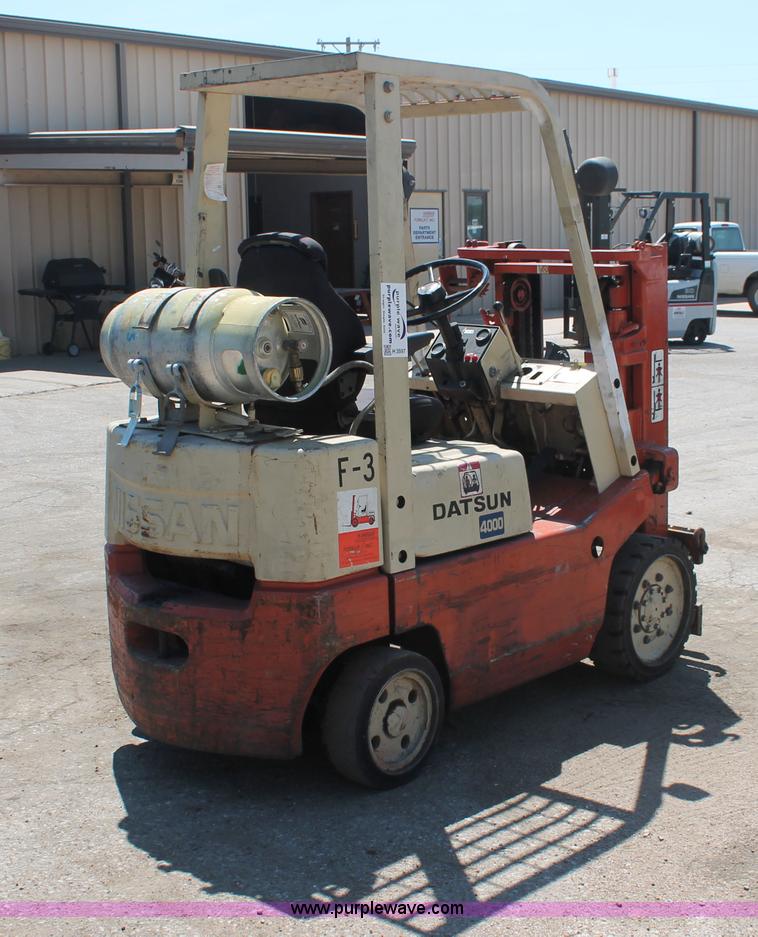 image for item H3597 Nissan Datsun 4000 forklift
