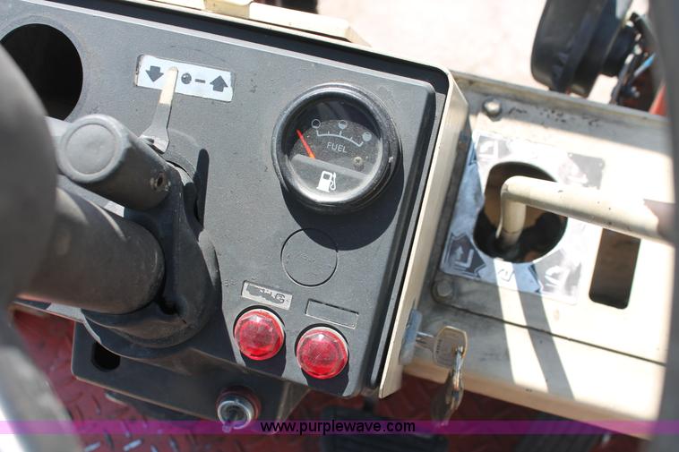 image for item H3597 Nissan Datsun 4000 forklift