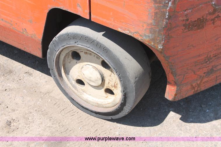 image for item H3597 Nissan Datsun 4000 forklift