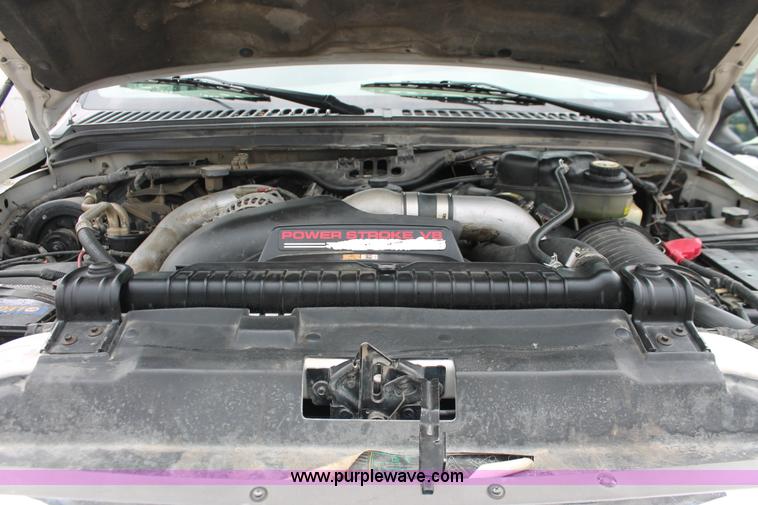 image for item H3675 2004 Ford F250 King Ranch Crew Cab pickup truck