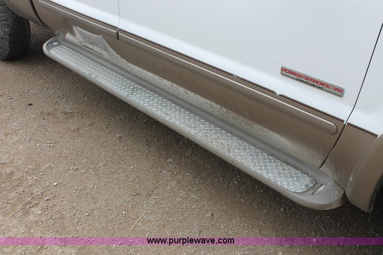 image for item H3675 2004 Ford F250 King Ranch Crew Cab pickup truck