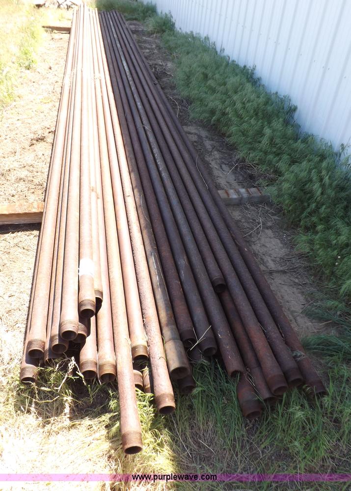 image for item H7079 (37) 2 3/8" tubing joints