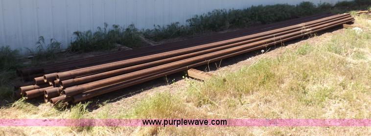 image for item H7079 (37) 2 3/8" tubing joints