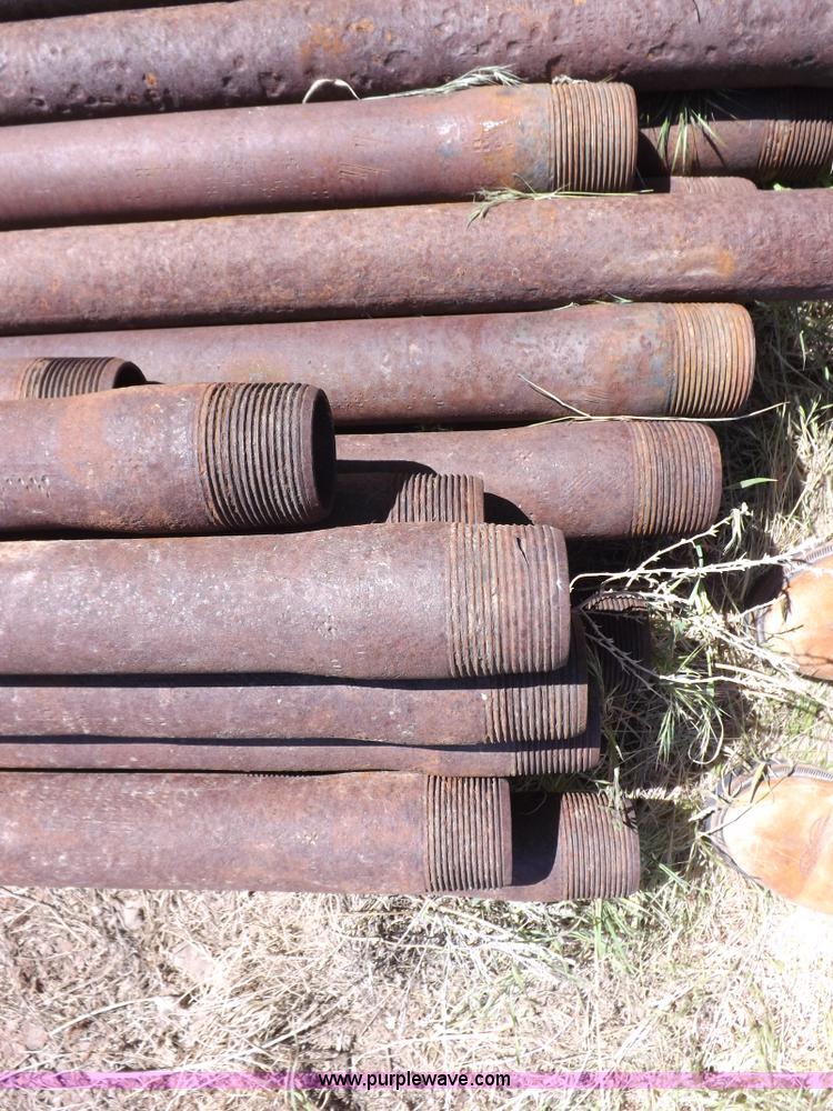 image for item H7079 (37) 2 3/8" tubing joints