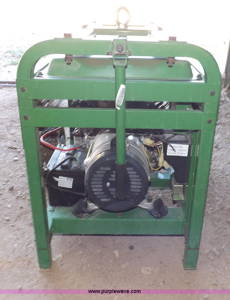 image for item H7082 Titan 7.5 kW generator