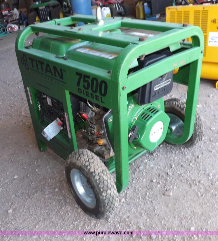image for item H7082 Titan 7.5 kW generator