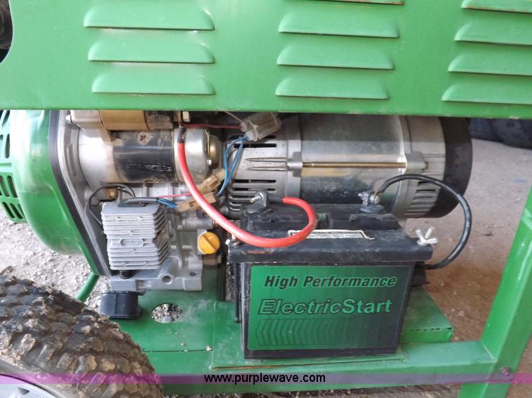 image for item H7082 Titan 7.5 kW generator