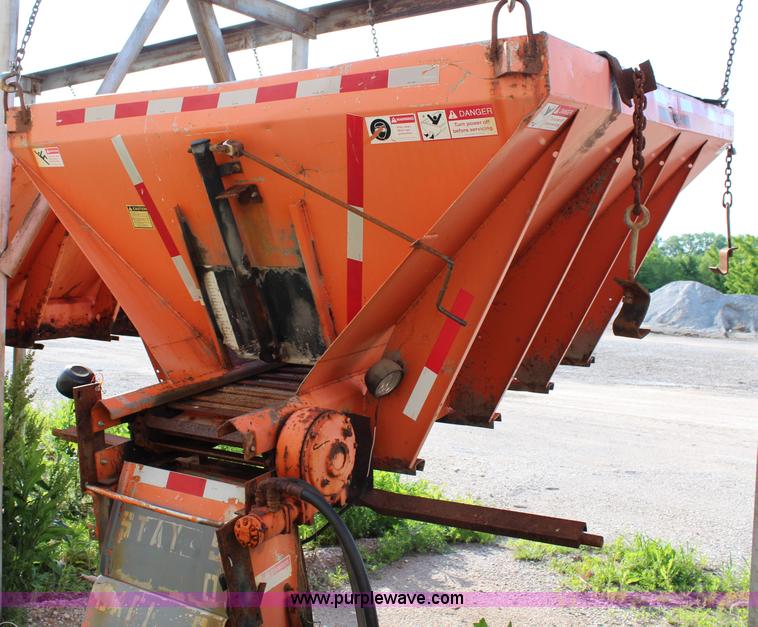 image for item X9423 Monroe stainless steel sand spreader