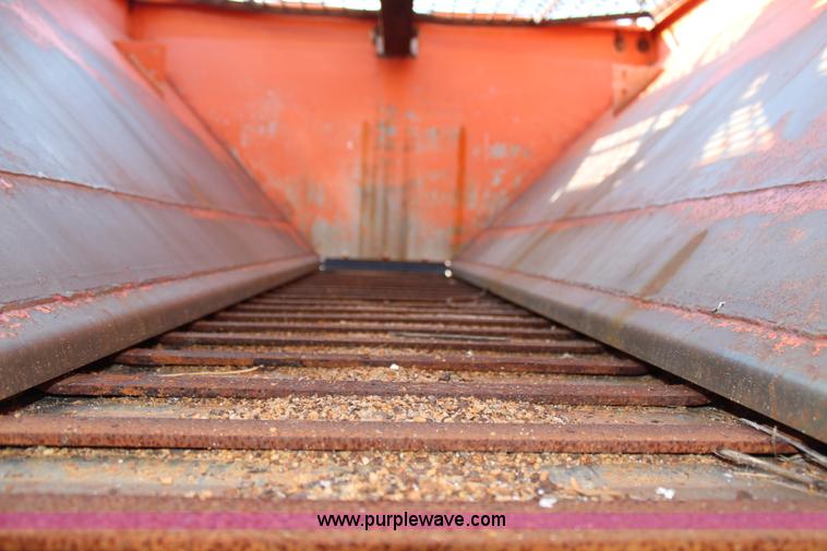 image for item X9423 Monroe stainless steel sand spreader